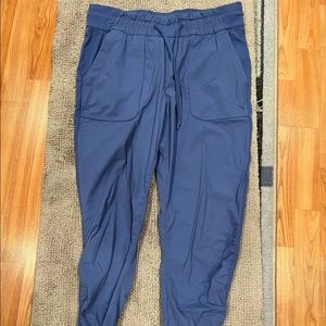Lululemon blue joggers size 10
